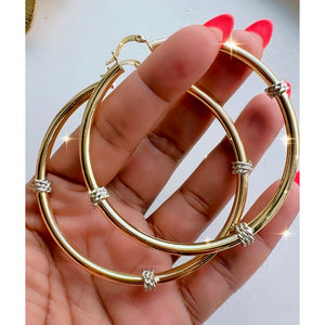 Lisa Lisa Hoops