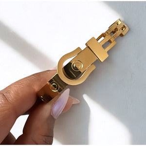 Love Buckle Bracelet