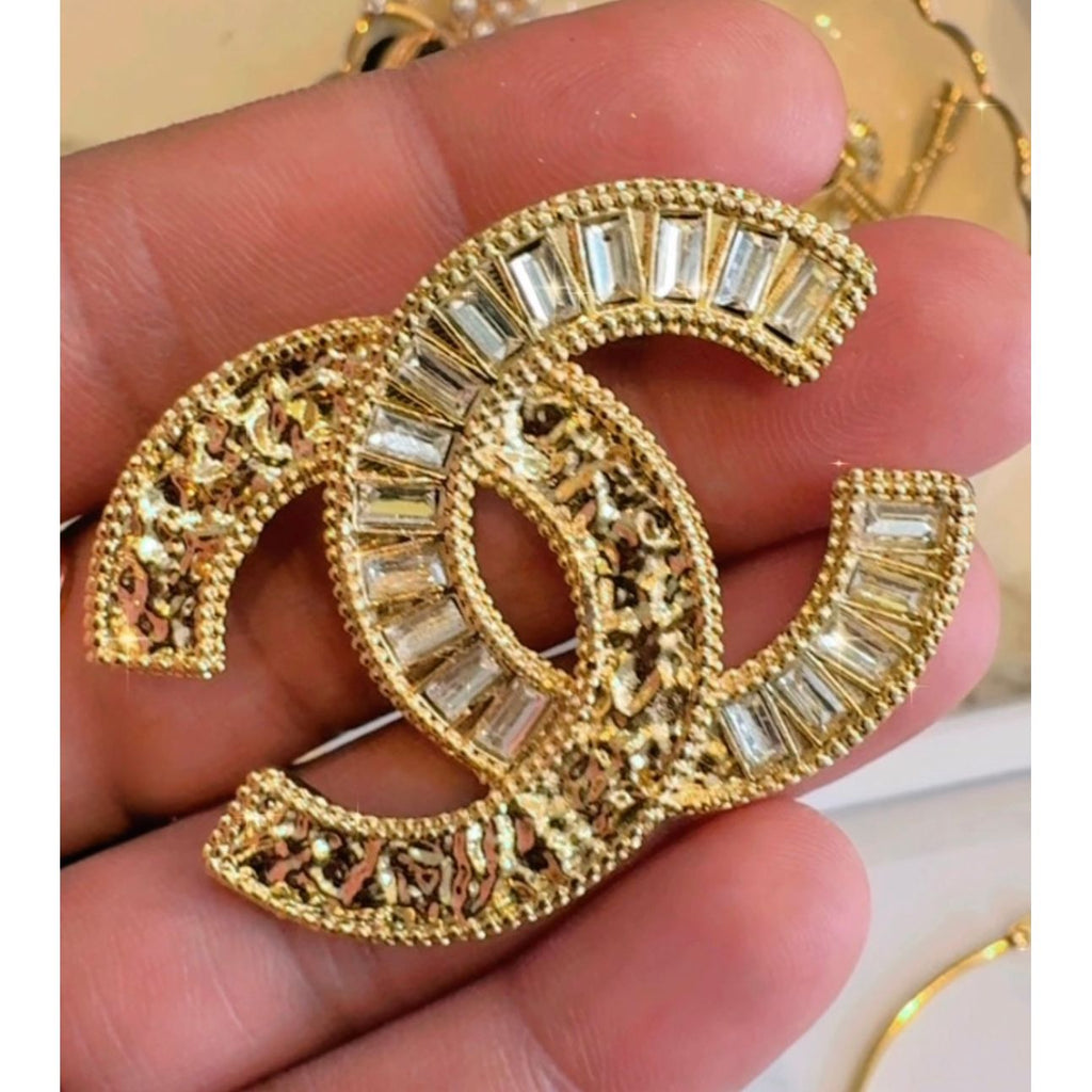 Cassie Vintage Glam Brooch