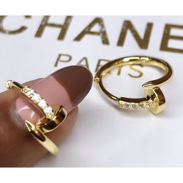 Nila Nail Huggie Earrings