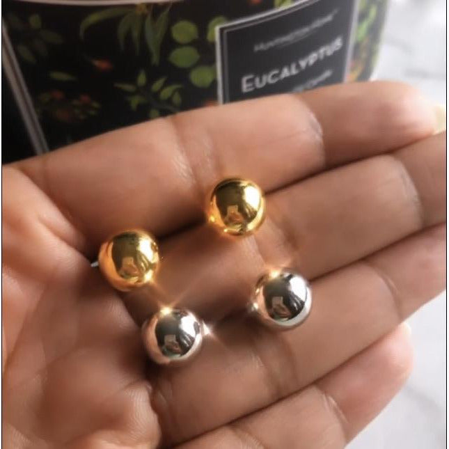 Silver or Gold Pearl Studs